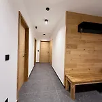 Elsa Apartment Tux