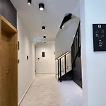 Elsa Apartment Tux